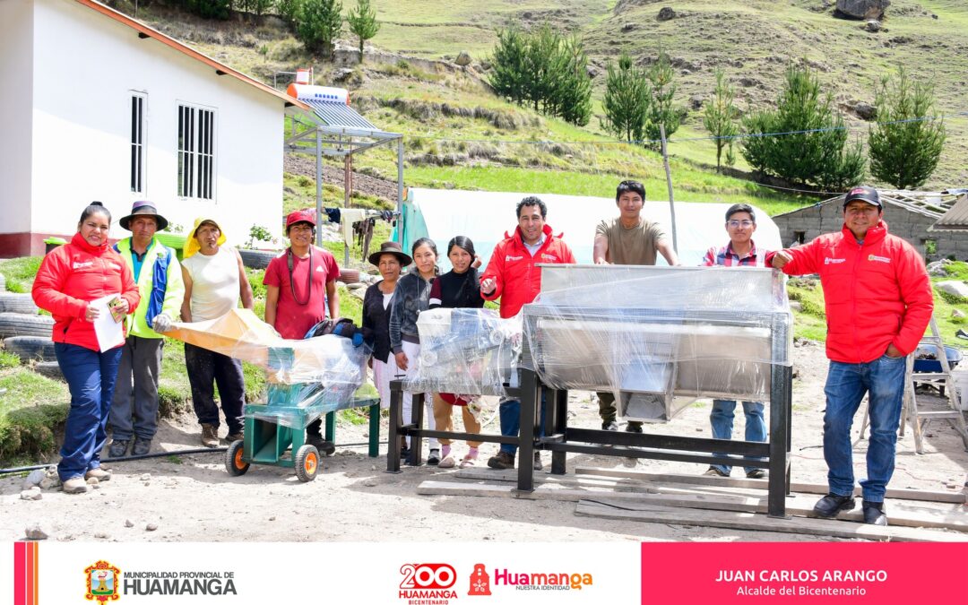 PROCOMPITE HUAMANGA 2024 ENTREGA BIENES Y EQUIPOS A LOS GANADORES 2024